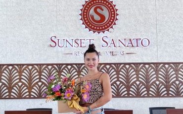 Hoa hậu Thổ Nhĩ Kỳ Beyhan Kübra Esen ghé thăm, nghỉ dưỡng tại Resort Sunset Sanato